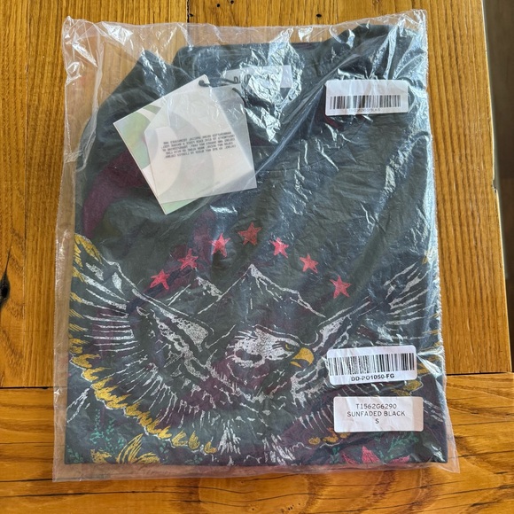 NEW NWT Daydreamer Free People Route 101 Eagle Merch Tee Sz S Sunfaded Black - Picture 5 of 6